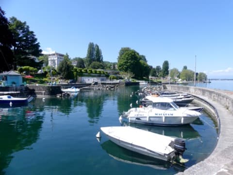 Loueur de bennes Évian-les-Bains